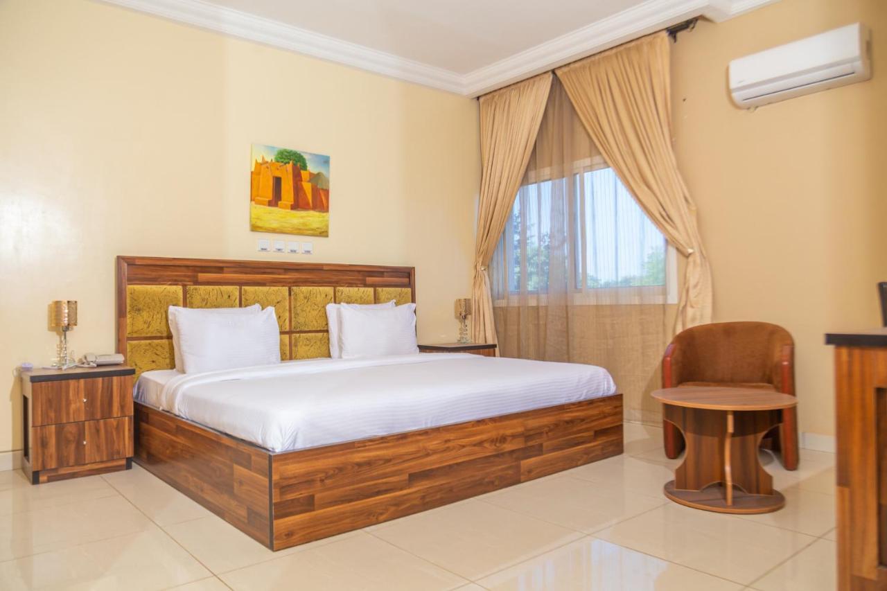 Guest Pride Hotel Kano Buitenkant foto