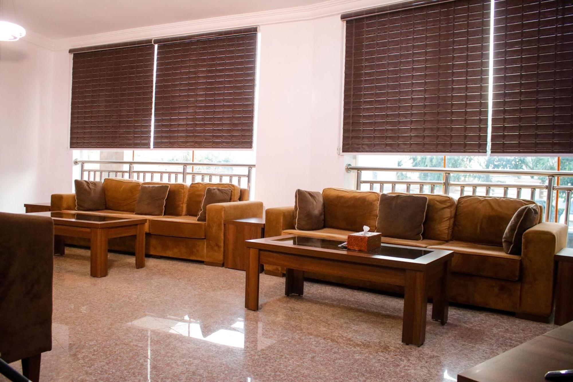 Guest Pride Hotel Kano Buitenkant foto