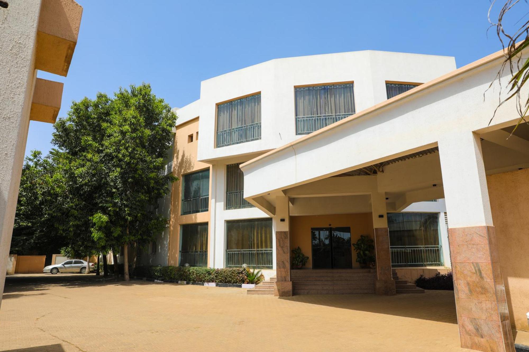 Guest Pride Hotel Kano Buitenkant foto
