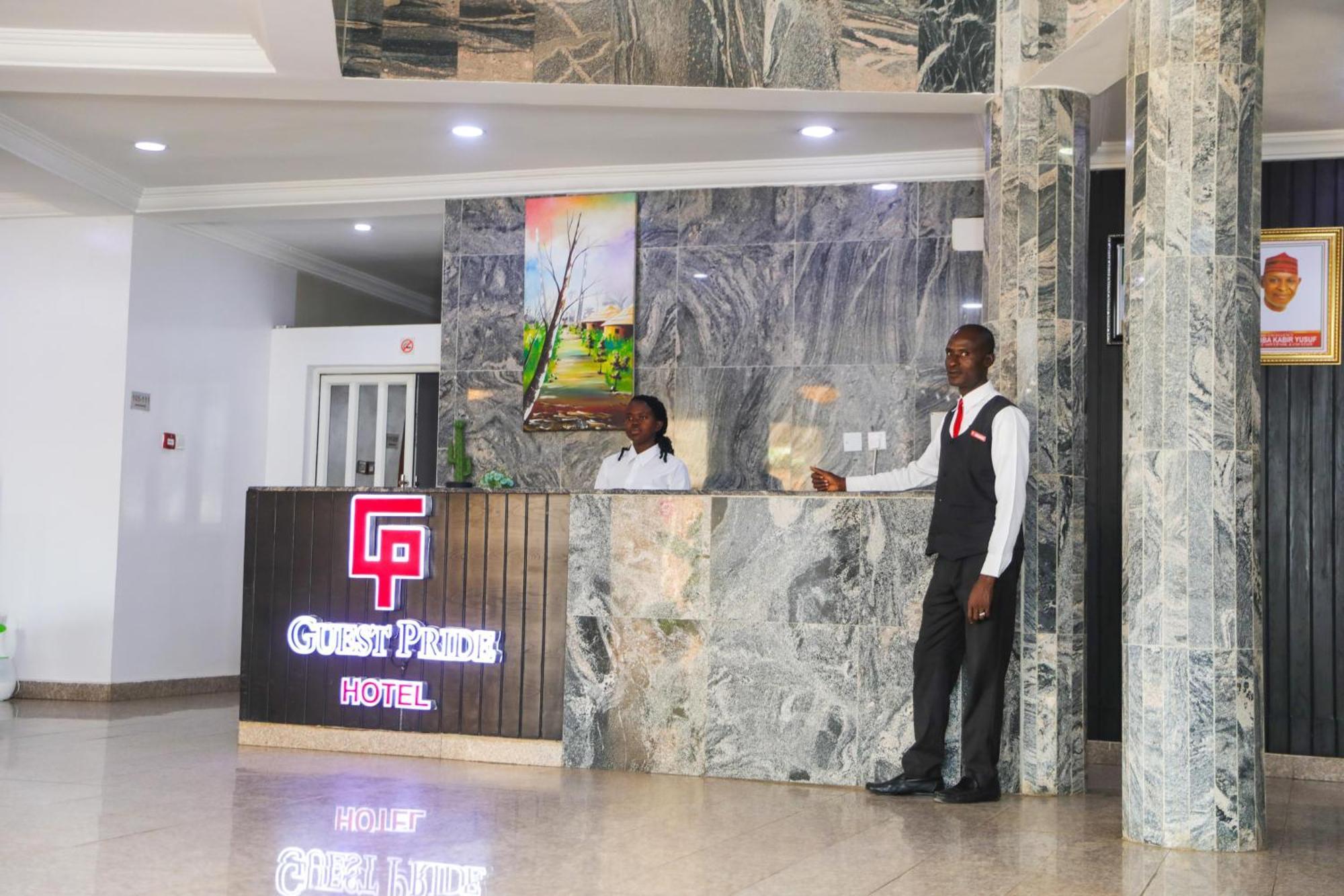 Guest Pride Hotel Kano Buitenkant foto