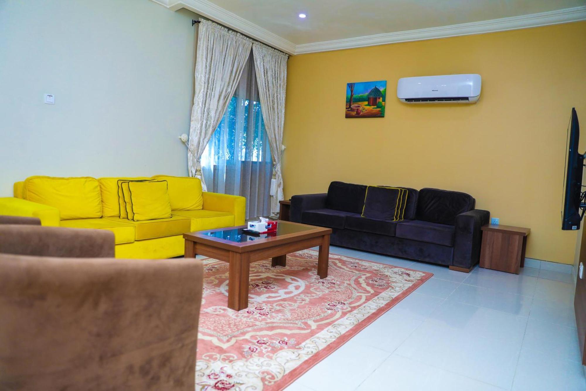 Guest Pride Hotel Kano Buitenkant foto